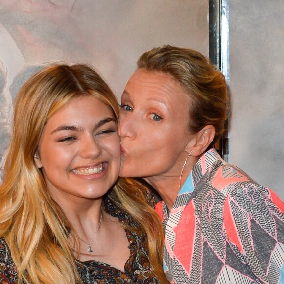 Louane Emera et Alexandra Lamy - Avant-première du film "Nos Patriotes" au cinéma UGC Ciné Cité Les Halles à Paris, France, on June 6 juin 2017. © Coadic Guirec/Bestimage