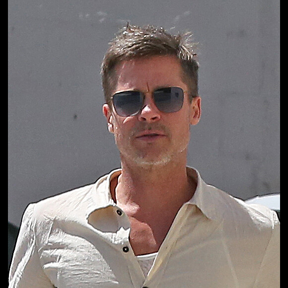 Exclusif - Brad Pitt dans les rues de Los Angeles, le 15 avril 2017.