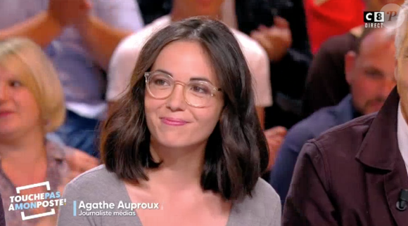 Agathe Auproux sublime dans "Touche pas à mon poste" sur C8. Le 4 septembre 2017.