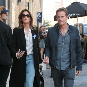 Cindy Crawford et son mari Rande Gerber sortent déjeuner à New York, le 7 septembre 2017.