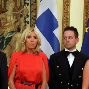 La Première Dame Brigitte Macron (Trogneux), le président de la Grèce Prokópis Pavlópoulos et la compagne du Premier ministre de la Grèce Betty Batziana - Dîner d'Etat en l'honneur du président de la République française et sa femme la Première Dame au Palais présidentiel d'Athènes, Grèce, le 7 septembre 2017. © Dominique Jacovides/Bestimage