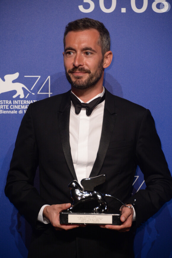Xavier Legrand (Lion d'Argent du meilleur réalisateur pour "Jusqu'à la Garde") au photocall des lauréats du 74ème Festival International du Film de Venise (Mostra), le 9 septembre 2017.