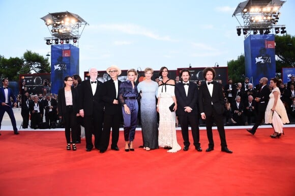 Yonfan, Jasmine Trinca, Annette Bening, Anna Mouglalis et les autres membres du jury arrivent à la cérémonie de clôture du 74ème Festival International du Film de Venise (Mostra), le 9 septembre 2017.