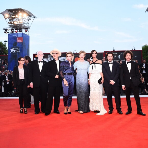 Yonfan, Jasmine Trinca, Annette Bening, Anna Mouglalis et les autres membres du jury arrivent à la cérémonie de clôture du 74ème Festival International du Film de Venise (Mostra), le 9 septembre 2017.