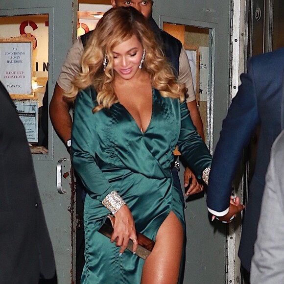 Jay-Z et sa femme Beyonce à la sortie de la 3ème soirée caritative annuelle Diamond Ball à Cipriani Wall Street à New York.