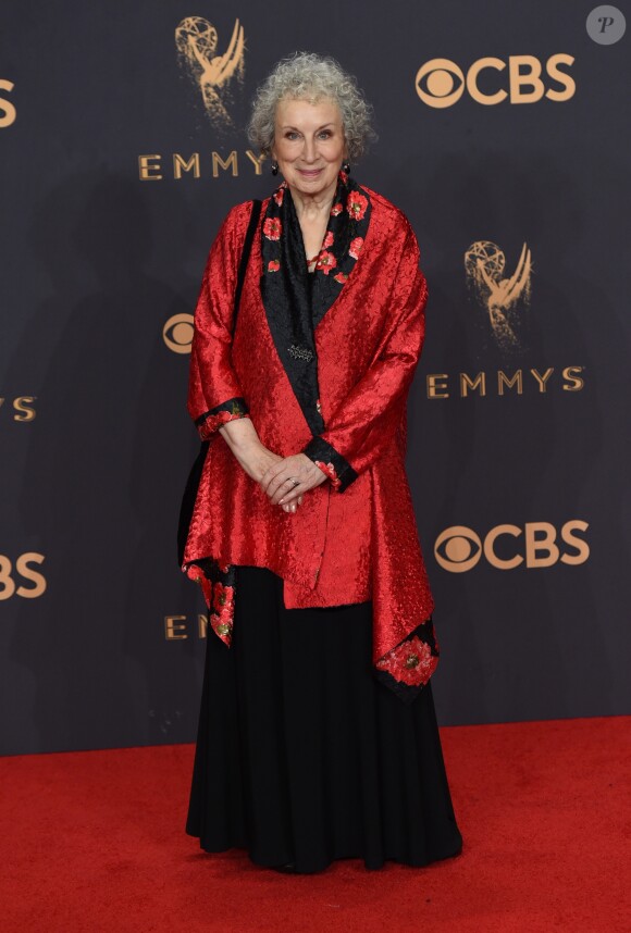 Margaret Atwood à la 69è soirée annuelle des Emmy awards au théâtre Microsoft à Los Angeles, le 17 septembre 2017.