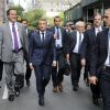 Le président Emmanuel Macron se rend à pied au siège de l'ONU pour prononcer son allocution devant la 72ème assemblée générale à New York le 19 septembre 2017.