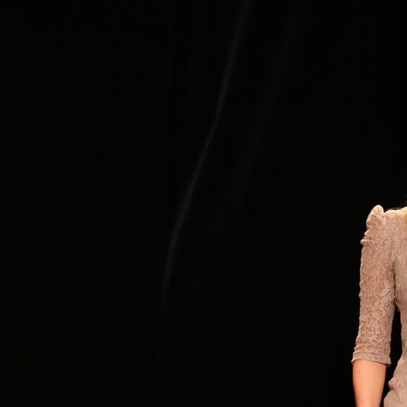 Exclusif - Capucine Anav - Capucine Anav fait ses premiers pas au théâtre de la pièce "La Fève du samedi soir" qui se jouera à partir du 21 septembre 2017 au Apollo Theatre à Paris. © Sebastien Valiela / Bestimage