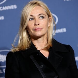 Emmanuelle Béart - Soirée à l'occasion des 70 ans du tout premier festival de Cannes à l'école des Beaux Arts à Paris, le 20 Septembre 2016. © Dominique Jacovides/Bestimage  Diner of 70th anniversary of the Cannes International Film Festival at the Palais Des Beaux Arts in Paris, France on september 20, 2016.20/09/2016 - Paris