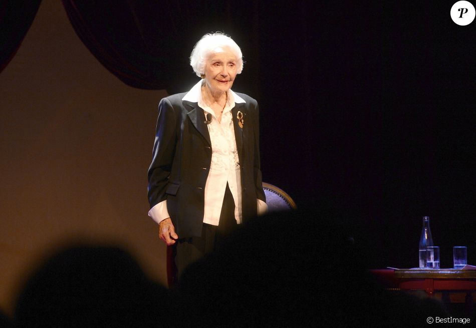 Gisèle Casadesus Gisèle Casadesus, servante du théâtre, honorée par