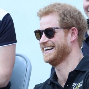 Première apparition officielle du prince Harry et sa compagne Meghan Markle dans les tribunes de la finale de tennis à la troisième édition des Invictus Games à Toronto, Ontario, Canada, le 25 septembre 2017. 