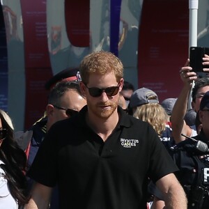 Première apparition officielle du prince Harry et sa compagne Meghan Markle dans les tribunes de la finale de tennis à la troisième édition des Invictus Games à Toronto, Ontario, Canada, le 25 septembre 2017. 