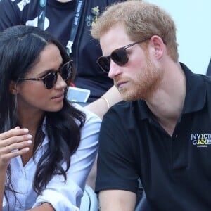 Première apparition officielle du prince Harry et sa compagne Meghan Markle dans les tribunes de la finale de tennis à la troisième édition des Invictus Games à Toronto, Ontario, Canada, le 25 septembre 2017. 