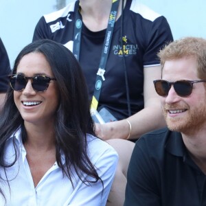 Première apparition officielle du prince Harry et sa compagne Meghan Markle dans les tribunes de la finale de tennis à la troisième édition des Invictus Games à Toronto, Ontario, Canada, le 25 septembre 2017. 