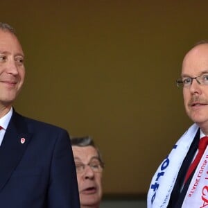 Vadim Vasilyev et le prince Albert II de Monaco lors du match de Ligue des Champions entre l'AS Monaco et FC Porto au Stade Louis II à Monaco, le 26 septembre 2017. © Bruno Bebert/Bestimage