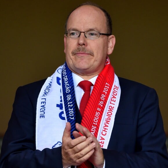 Le prince Albert II de Monaco lors du match de Ligue des Champions entre l'AS Monaco et FC Porto au Stade Louis II à Monaco, le 26 septembre 2017. © Bruno Bebert/Bestimage