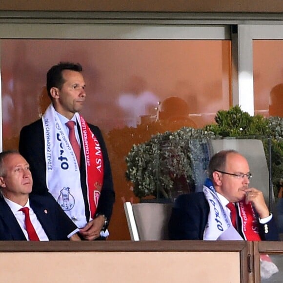 Vadim Vasilyev, le prince Albert II de Monaco et son neveu Pierre Casiraghi lors du match de Ligue des Champions entre l'AS Monaco et FC Porto au Stade Louis II à Monaco, le 26 septembre 2017. © Bruno Bebert/Bestimage