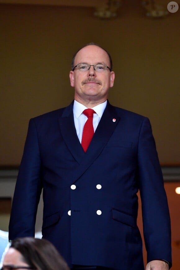 Le prince Albert II de Monaco lors du match de Ligue des Champions entre l'AS Monaco et FC Porto au Stade Louis II à Monaco, le 26 septembre 2017. © Bruno Bebert/Bestimage