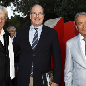 Exclusif - Paolo Colombini, le prince Albert II de Monaco, Patrick Césari (maire de Roquebrune-Cap-Martin) - Inauguration de l'exposition "Art-bre" dans le cadre de la 16ème édition du "Septembre du patrimoine" à Roquebrune-Cap-Martin le 7 septembre 2017. © Claudia Albuquerque/Bestimage