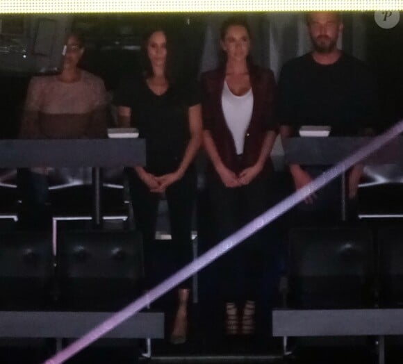 Meghan Markle assiste à la cérémonie de clôture des Invictus Games en compagnie de sa mère Doria Radland et de ses amis Jessica Mulroney et Markus Anderson à Toronto le 30 septembre 2017.