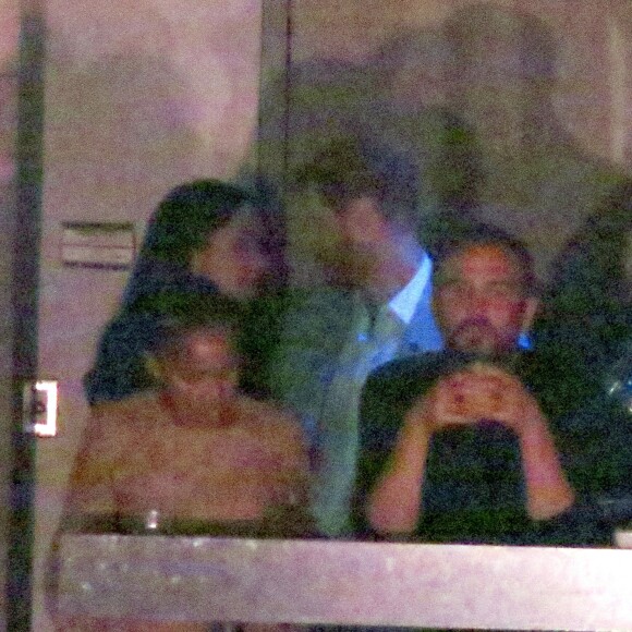 Meghan Markle et le prince Harry à la cérémonie de clôture des Invictus Games à Toronto le 30 septembre 2017. Dans les tribunes, le couple était installé au côté de la mère de l'actrice, Doria Radland, et de leur ami Markus Anderson.
