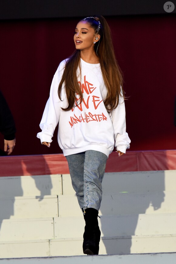 Ariana Grande lors du concert de charité 'One Love Manchester' à Manchester, le 4 juin 2017 © DaveHogan For OneLoveManchester/GoffPhotos.com via Bestimage