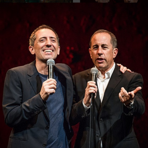 Gad Elmaleh, Jerry Seinfeld et sa femme Jesse à Paris, le 1er octobre 2017.