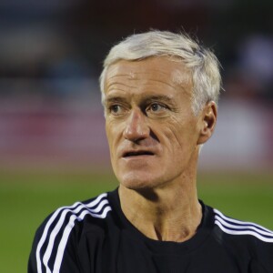 Didier Deschamps - Le Variétés Club de France dispute un match caritatif présidé par madame Chirac au profit de l'opération "+ de Vie", en faveur des personnes âgées accueillies dans les services de gériatrie et d'URMA, service pédiatrie du CHU de Montpellier, parrainé par Laurent Blanc au stade Léo-Lagrange de Poissy, le 11 Octobre 2017. © Marc Ausset-Lacroix/Bestimage