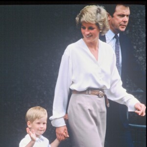 La princesse Diana et le prince Harry en 1988