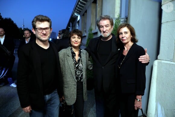 Eddy Mitchell entouré de ses enfants Sylvaine et Eddy Jr Moine et de sa femme Muriel - Cérémonie d'ouverture du Festival Lumière 2017 au cours de laquelle Eddy Mitchell a reçu un hommage à Lyon, le 14 Octobre 2017 © Dominique Jacovides/Bestimage