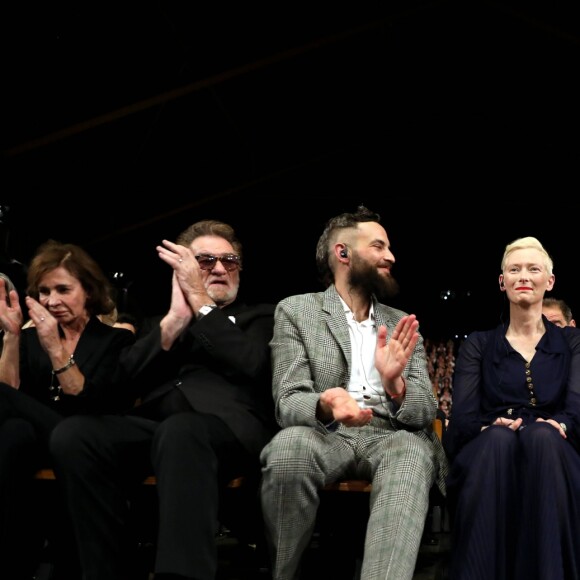 Eddy Mitchell et sa femme Muriel, Sandro Kopp, Tilda Swinton, Bertrand Tavernier, Gérard Collomb, Françoise Nyssen - Cérémonie d'ouverture du Festival Lumière 2017 au cours de laquelle Eddy Mitchell a reçu un hommage à Lyon, le 14 Octobre 2017 © Dominique Jacovides/Bestimage