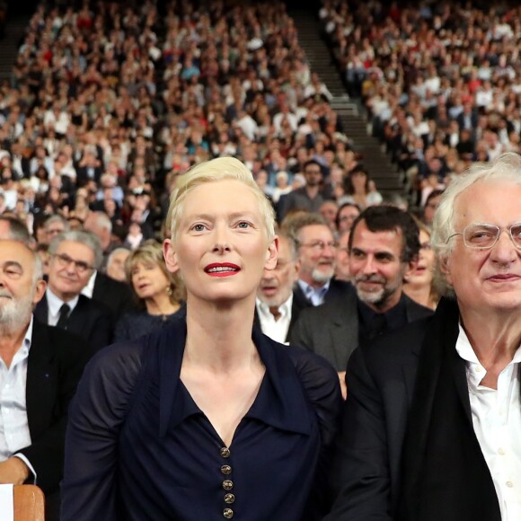 Tilda Swinton, Bertrand Tavernier - Cérémonie d'ouverture du Festival Lumière 2017 au cours de laquelle Eddy Mitchell a reçu un hommage à Lyon, le 14 Octobre 2017 © Dominique Jacovides/Bestimage