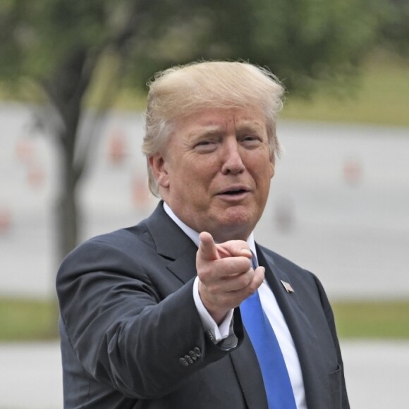 Le président Donald Trump et sa femme Melania Trump au "James J. Rowley Training Center" à Beltsville le 13 octobre 2017