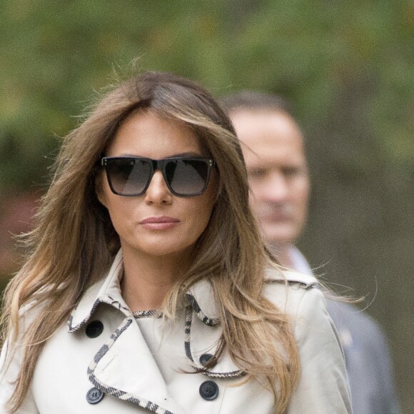 Le président Donald Trump et sa femme Melania Trump arrivent au "James J. Rowley Training Center" à Beltsville le 13 octobre 2017