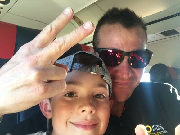 Thomas Voeckler et son fils Mahé, photo Twitter juin 2017.
