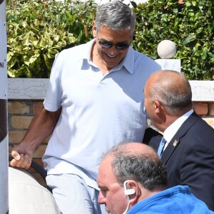 George Clooney et sa femme Amal Clooney quittent leur hôtel à Venise avec leurs enfants Le 03 septembre 2017