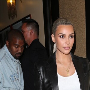 Kanye West et sa femme Kim Kardashian ont fêté l'anniversaire de Kim au restaurant Carousel à Los Angeles, le 26 octobre 2017.