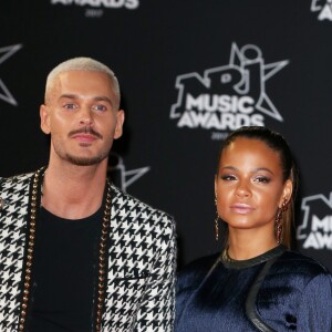 Le chanteur français M. Pokora (Matt Pokora) et sa compagne la chanteuse américaine Christina Milian lors des NRJ Music Awards 2017 à Cannes le 4 novembre 2017