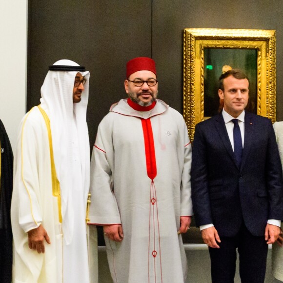 Sheikh Mohammed bin Zayed Al Nahyan, Mohammed VI, Emmanuel Macron et Brigitte, Hamad bin Isa Al Khalifa of Bahrain  - Visite du Louvre Abu Dhabi, le 8 novembre 2017.