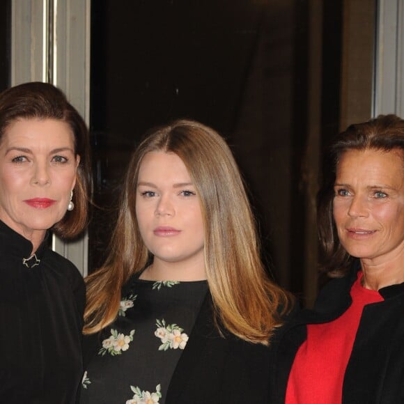 La princesse Caroline de Hanovre, Camille Gottlieb et la princesse Stéphanie de Monaco lors de la soirée hommage à la princesse Grace de Monaco avec la projection du film The Country Girl (Une fille de la province), sorti en 1954 et pour lequel Grace Kelly reçut l'Oscar de la meilleure actrice, au théâtre Princesse Grace à Monaco le 11 novembre 2017. Cette projection, suivie d'un dîner, était organisée par la Fondation Princesse Grace et Dani Carew. © Bruno Bebert / Bestimage