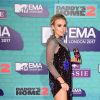 Tallia Storm sur le tapis rouge des MTV Europe Music Awards 2017 au SSE Arena, Londres, le 12 novembre 2017.