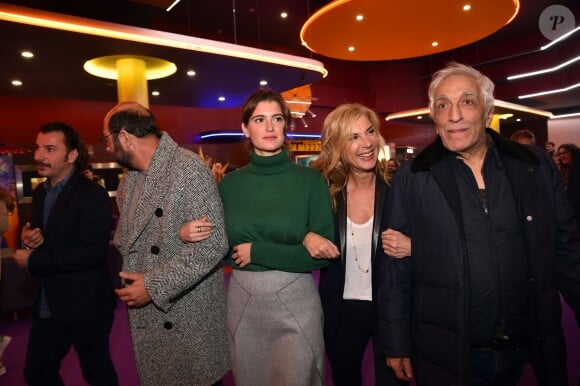 Exclusif - Michaël Youn, Oriane Deschamps (la fille de M. Laroque), Françoise Fabian, Gérard Darmon, Michèle Laroque et Kad Merad - Présentation du film de M. Laroque "Brillantissime" en avant-première à Nice aux Pathé Cinémas, le 10 novembre 2017. © Bruno Bebert/Bestimage