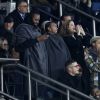 Le rappeur Tyga, Barbara Palvin et Dj Snake (William Grigahcine) - Célébrités dans les tribunes du parc des princes lors du match de football de ligue 1, Paris Saint-Germain (PSG) contre FC Nantes à Paris, France, le 18 novembre 2017. Le PSG a gagné 4-1.