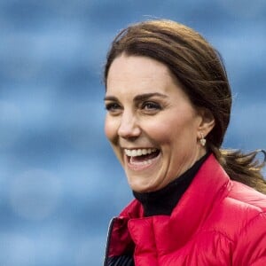 Kate Catherine Middleton (enceinte), duchesse de Cambridge, en visite à "We are Coach Core Programme" à la "Aston Villa football club" à Birmingham. Le 22 novembre 2017  22 November 2017. The Duchess of Cambridge visit We Are Coach Core programme at Aston Villa FC, held at Villa Park, Birmingham.22/11/2017 - Birmingham