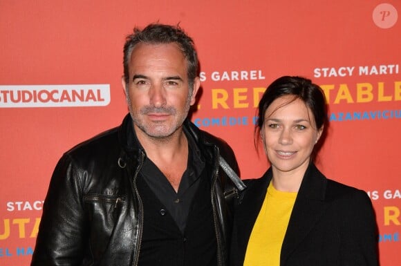 Jean Dujardin et sa compagne Nathalie Péchalat - Avant-première du film "Le Redoutable" au cinéma du Panthéon à Paris, France, le 11 septembre 2017. © Coadic Guirec/Bestimage