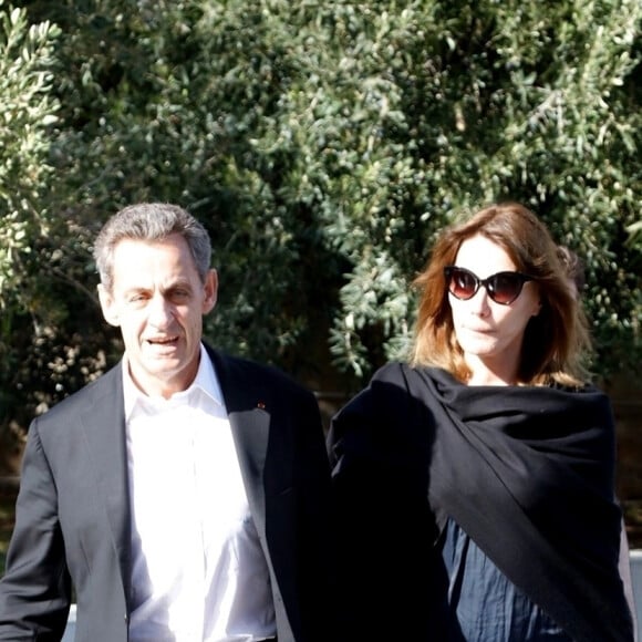 Nicolas Sarkozy, sa femme Carla Bruni et leur fille Giulia arrivent au musée de l'Acropole à Athènes. Le 24 octobre 2017.