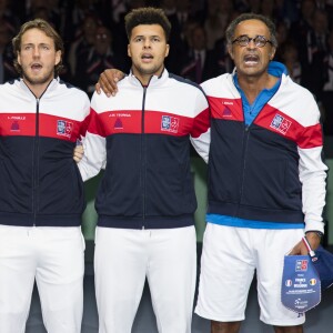 Pierre-Hugues Herbert , Richard Gasquet , Lucas Pouille , Jo-Wilfried Tsonga et Yannick Noah - Finale de la coupe Davis opposant la France à la Belgique au Stade Pierre Mauroy à Lille , le 24 novembre 2017 © Perusseau - Ramsamy / Bestimage