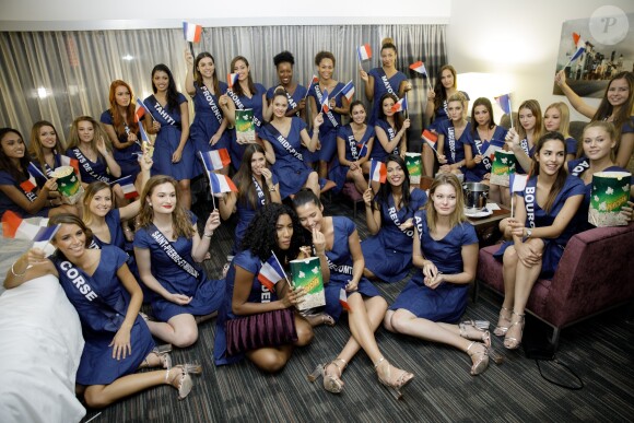 Les Miss régionales 2017 devant le show "Miss Univers 2017" dans lequel Alicia Aylies tentait de prendre la succession d'Iris Mittenaere, le 26 novembre 2017 à Los Angeles.