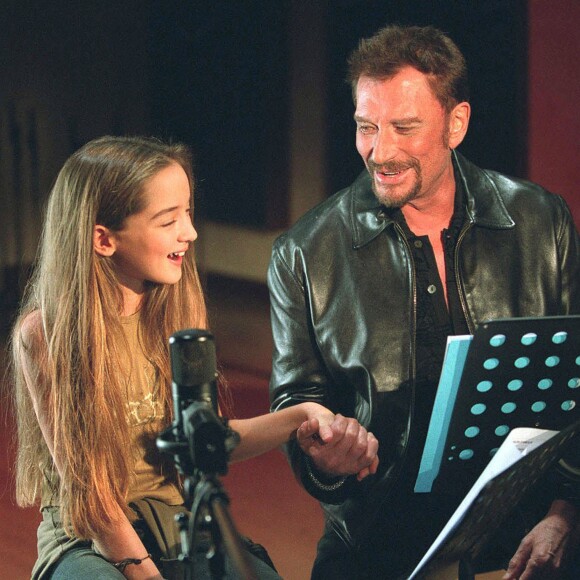 EXCLUSIF - TOURNAGE DU CLIP DE "JOHNNY HALLYDAY" ET "CLEMENCE" 26/10/2001 -