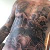 Justin Bieber dévoile ses nouveaux tatouages sur le torse. Instagram, le 21 octobre 2017
